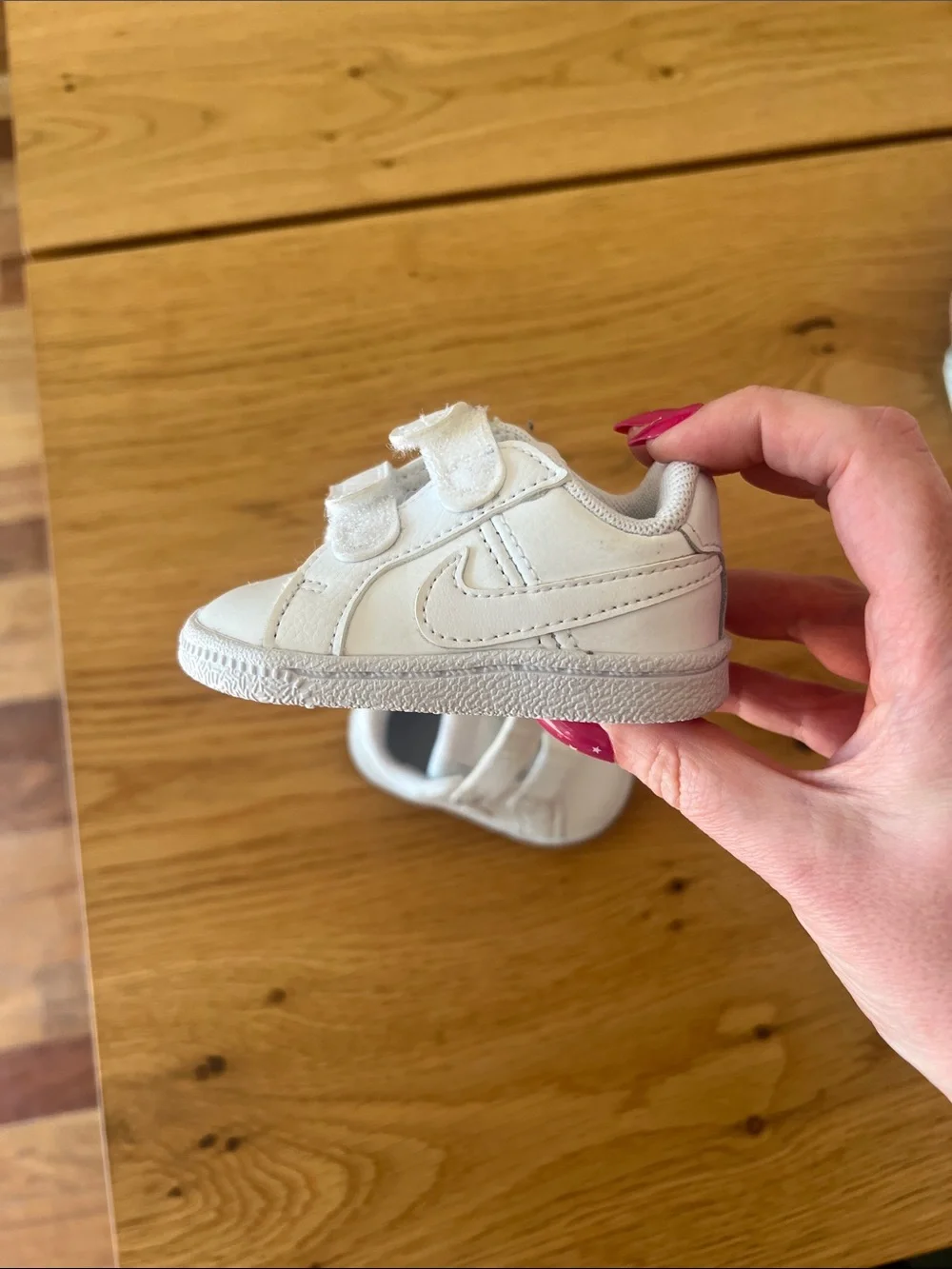 Nike Baby White Velcro Trainer Sneakers (Size 2 or newborn)